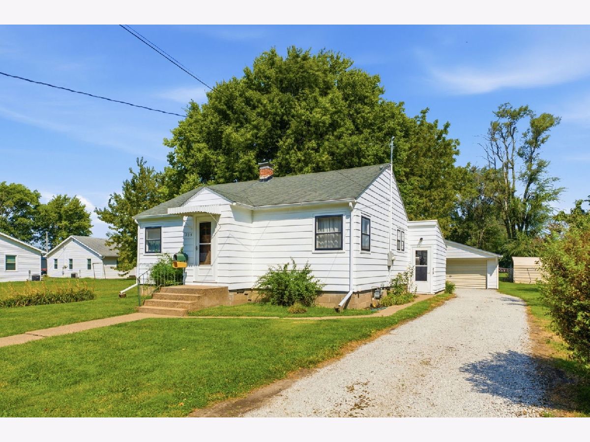  For Sale Aledo Illinois, 705 4th Street