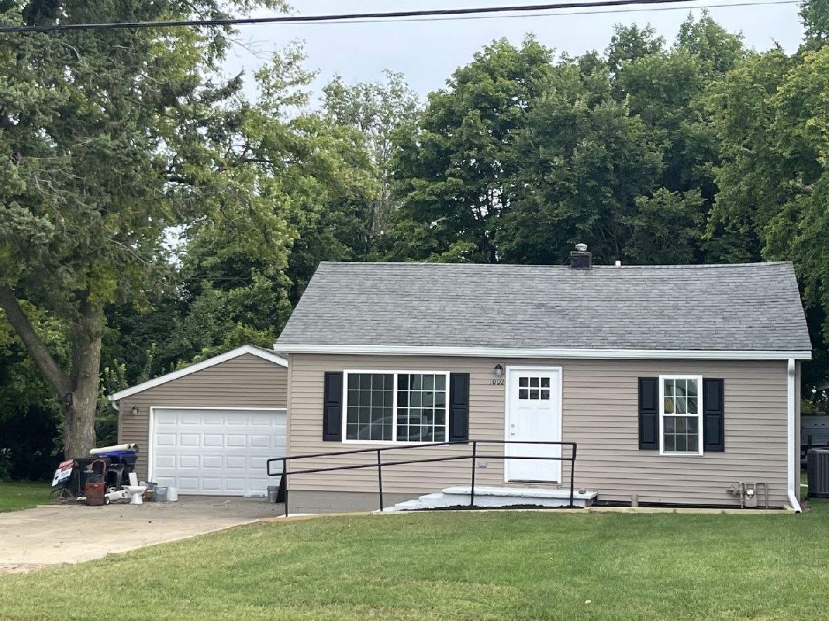  For Sale Bloomington Illinois, 1002 Lafayette Street