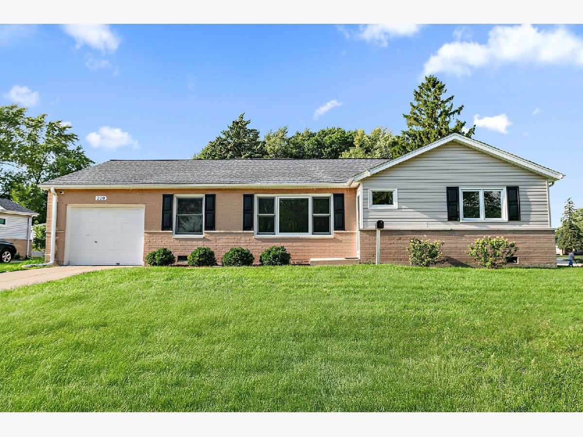 For Sale Hoffman Estates Illinois, 220 Kingman Lane