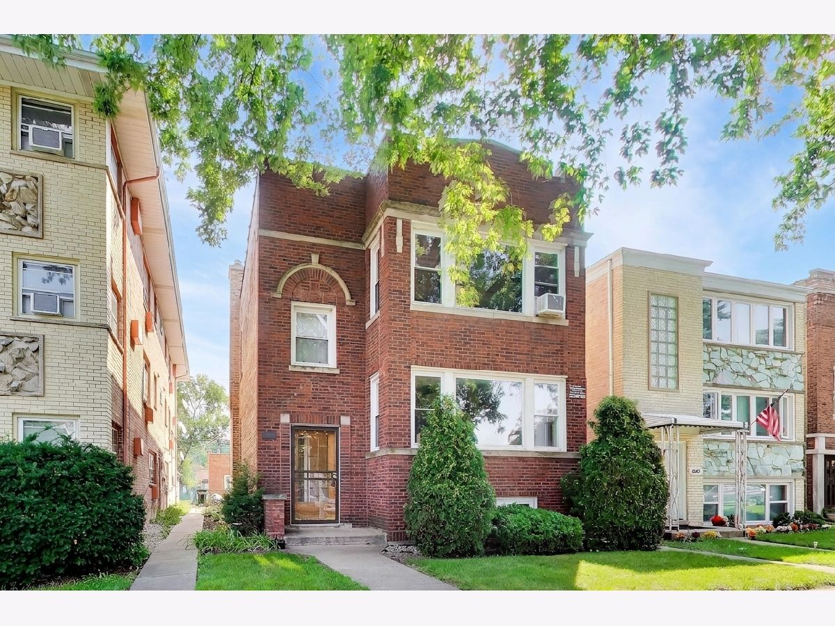 For Sale Chicago Illinois, 6545 Natoma Street