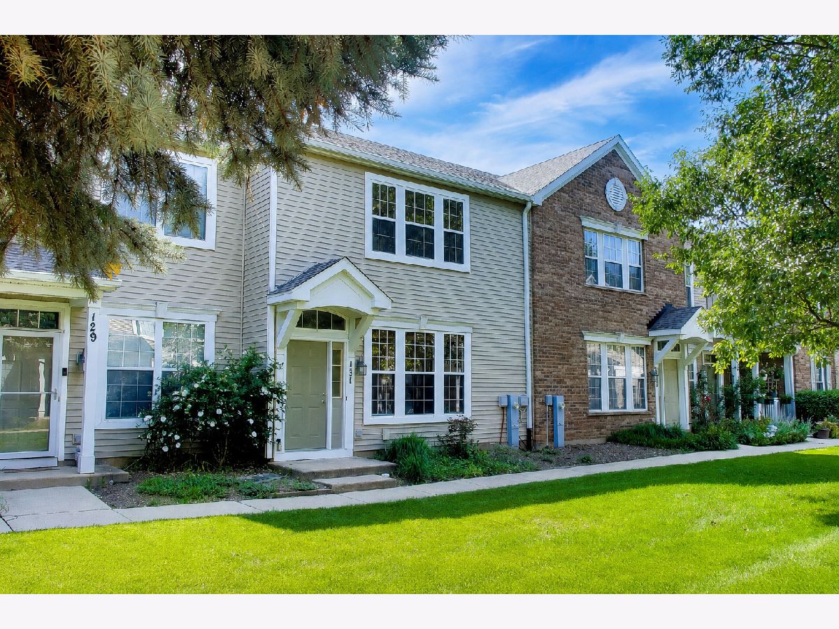 Townhomes For Sale Springbrook Townhomes Oswego Illinois, 131 Springbrook Trail