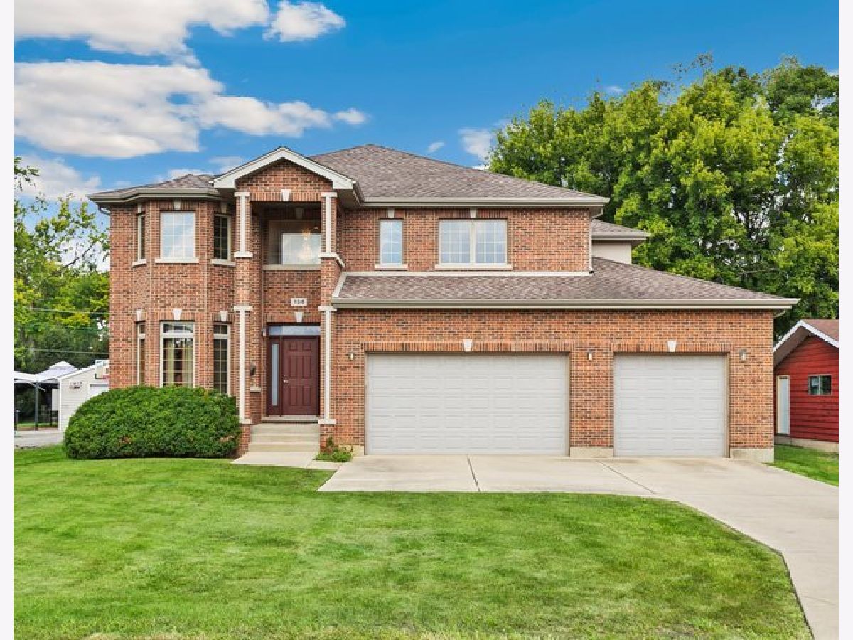  For Sale Des Plaines Illinois, 136 Oakwood Avenue