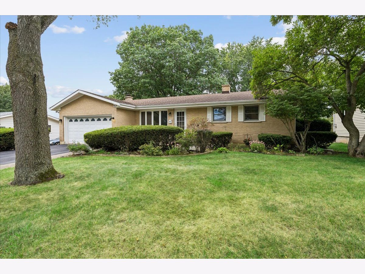  For Sale Algonquin Illinois, 412 Scott Street