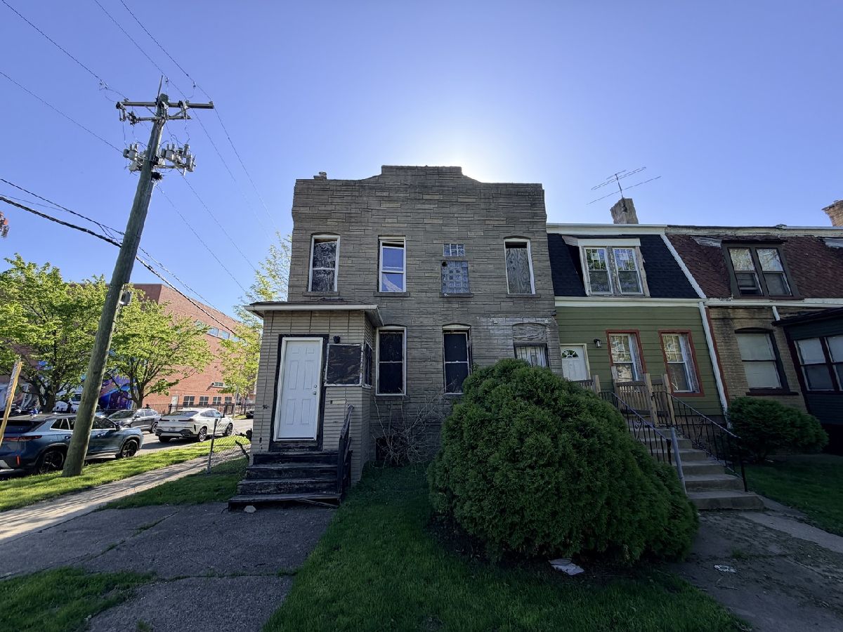  For Sale Chicago Illinois, 10601 Champlain Avenue