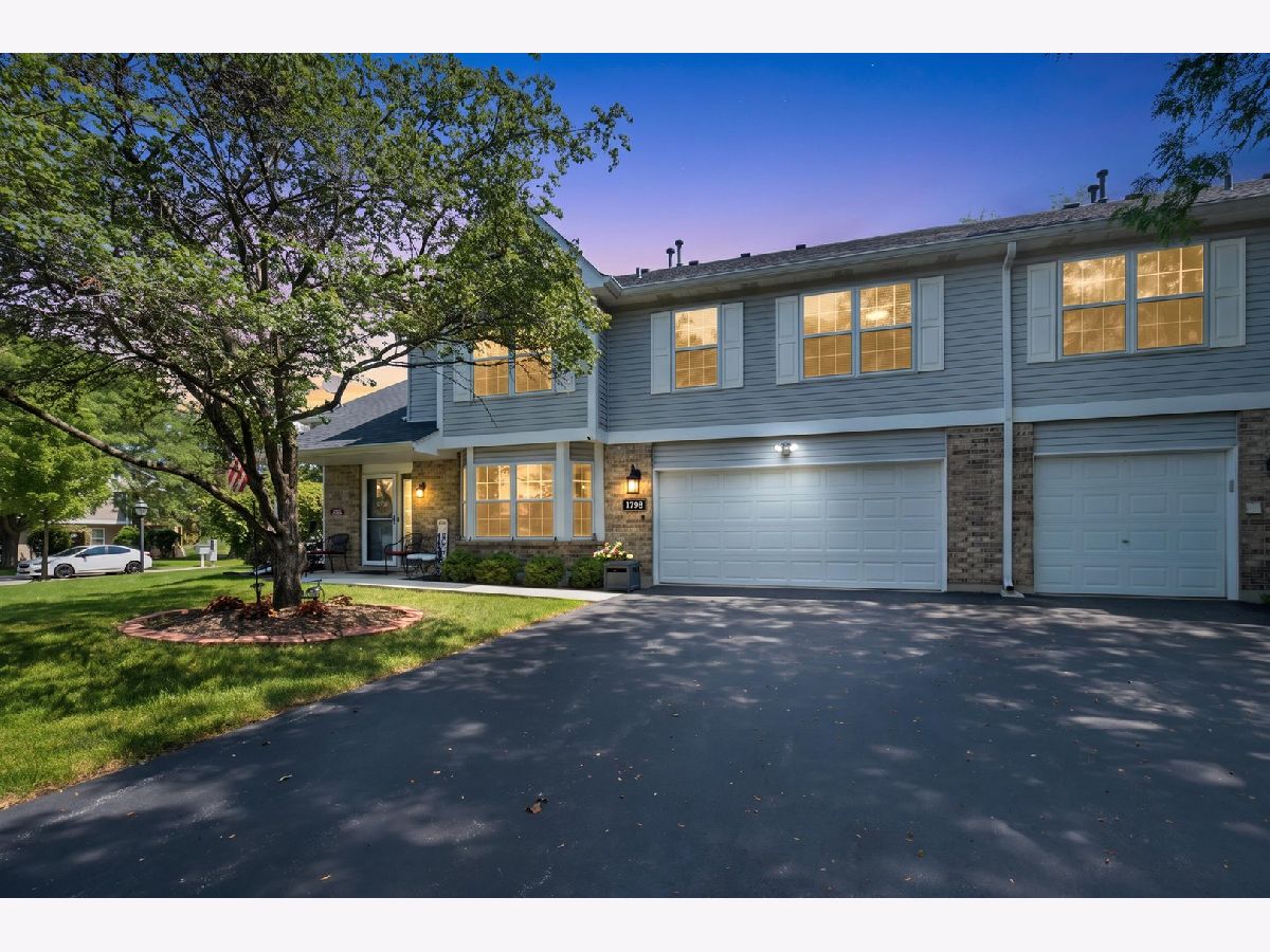 Townhomes For Sale Cambridge At The Reserves Plainfield Illinois, 13916 Cambridge Circle