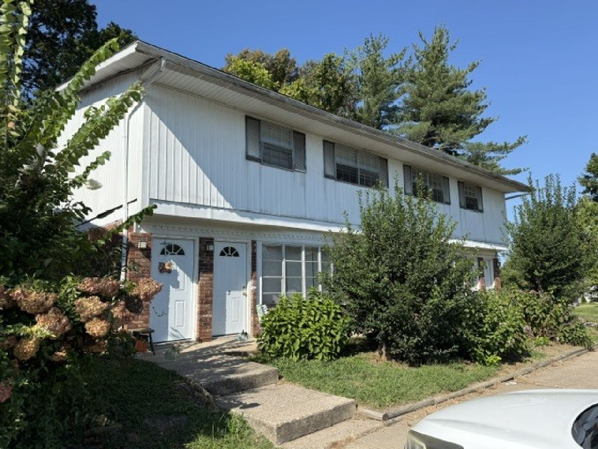  For Sale Carbondale Illinois, 500 Westridge Drive