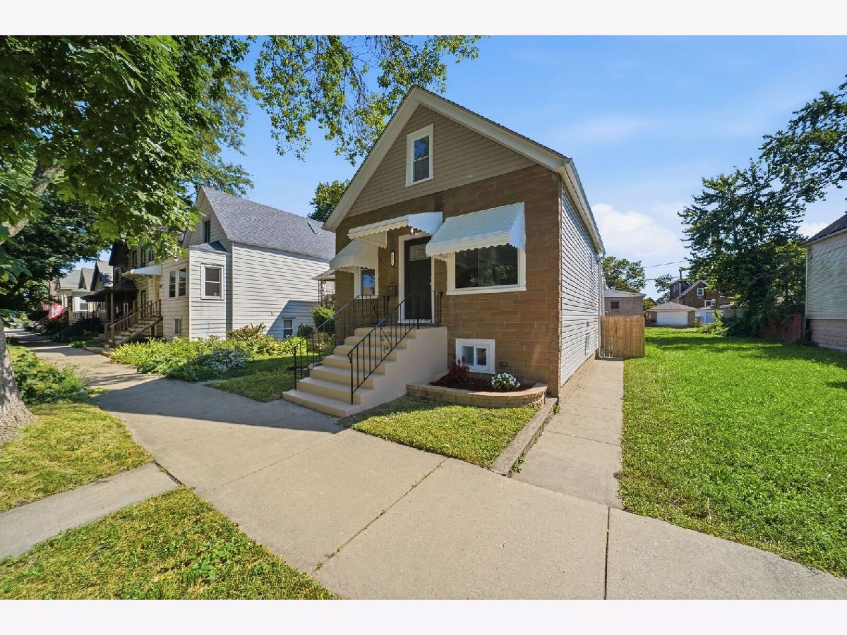 For Sale Chicago Illinois, 10825 Avenue H