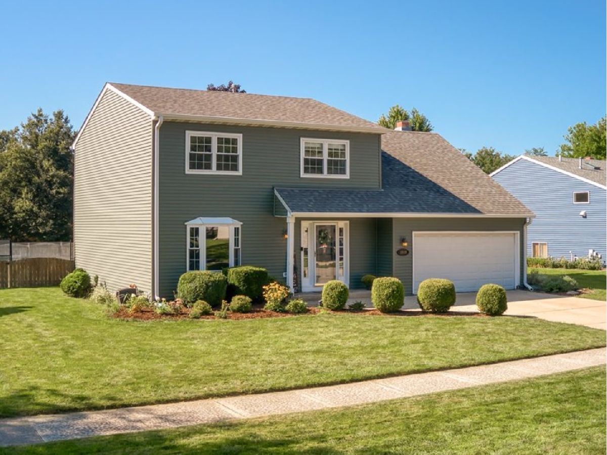 For Sale Naperville Illinois, 2803 Springdale Circle