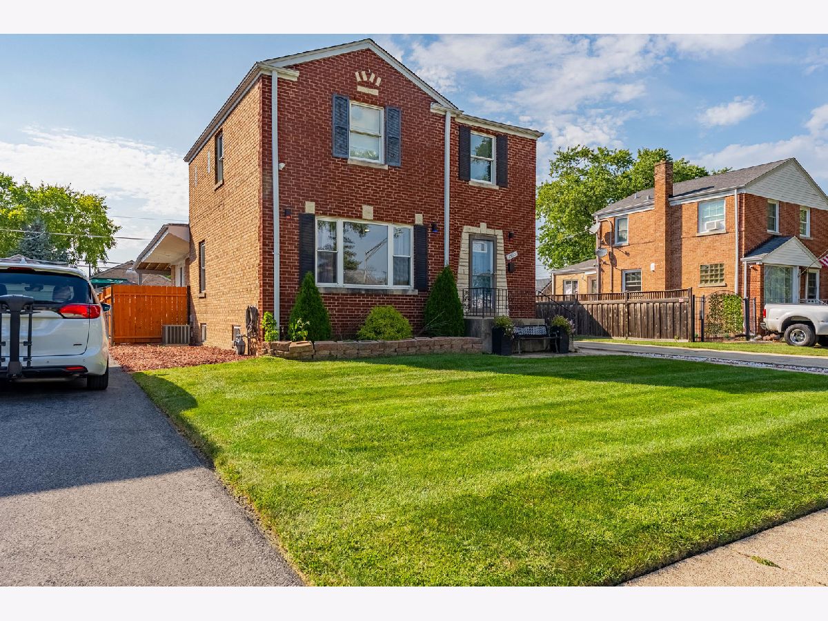  For Sale Elmwood Park Illinois, 1910 74th Avenue