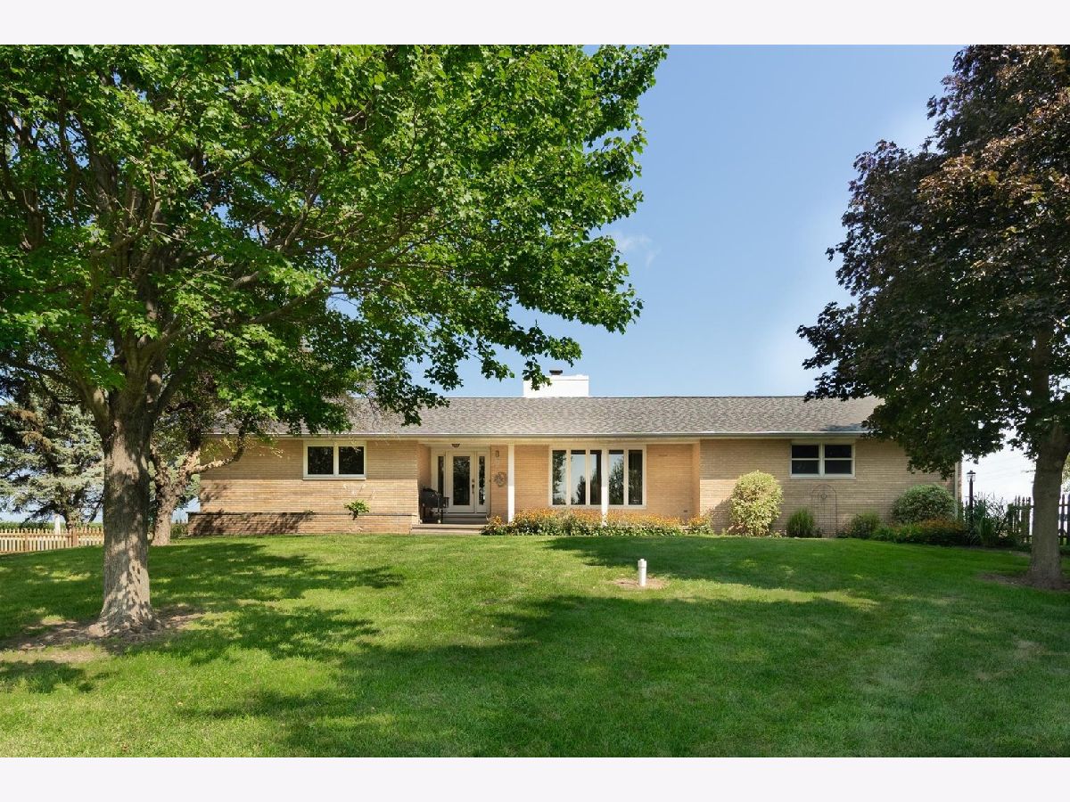  For Sale Arlington Illinois, 18491 Il Highway 89