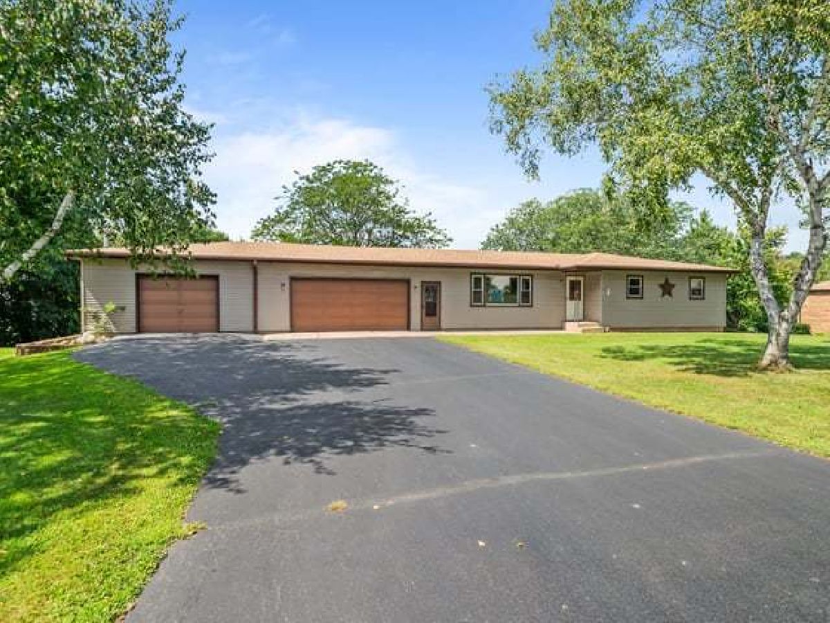  For Sale Oregon Illinois, 10 Terrace View Boulevard