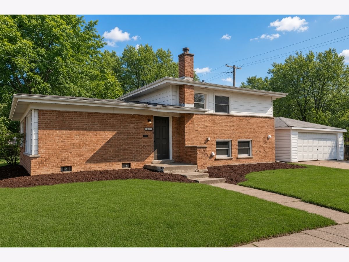  For Sale Chicago Heights Illinois, 172 Strieff Avenue