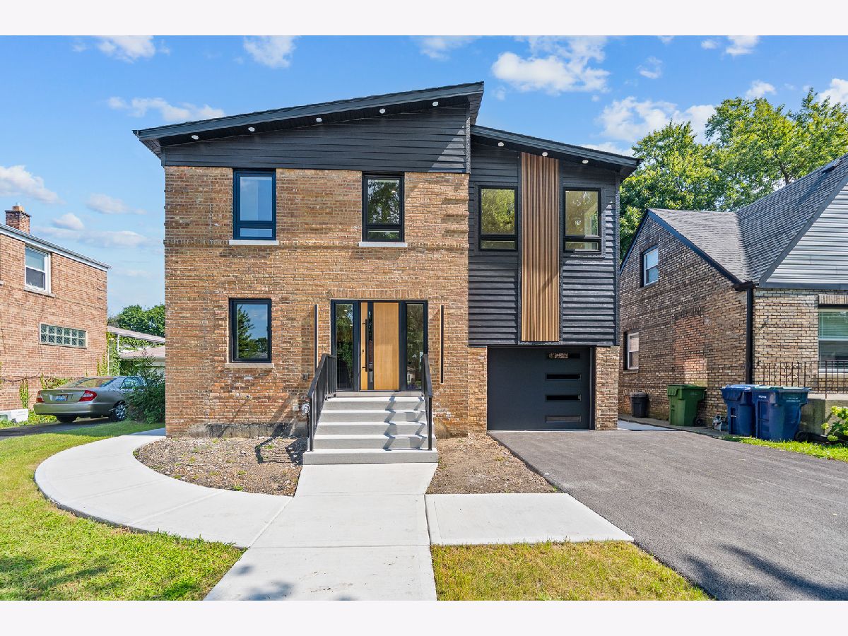  For Sale Evergreen Park Illinois, 3448 Clark Drive
