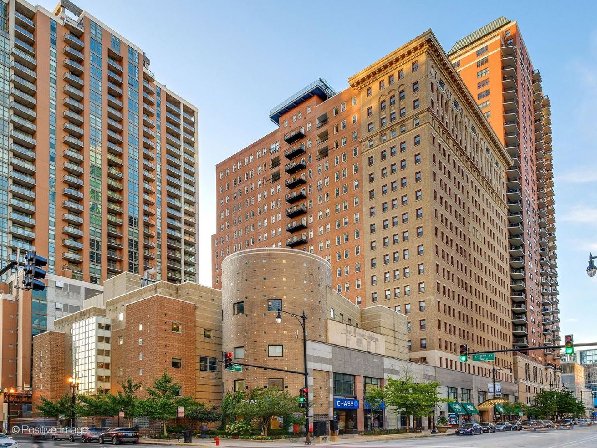  For Sale Chicago Illinois, 40 9th Street