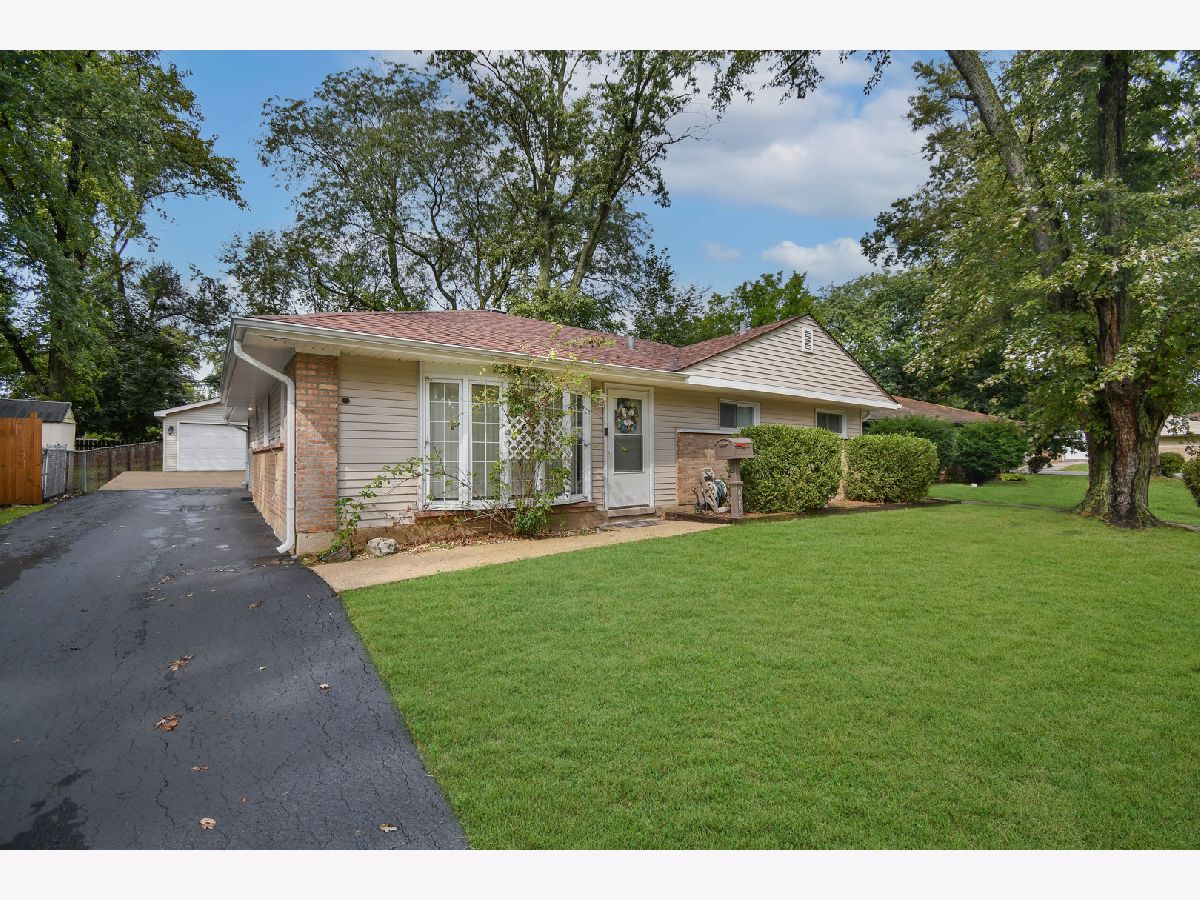 For Sale Park Forest Illinois, 428 Navajo Street