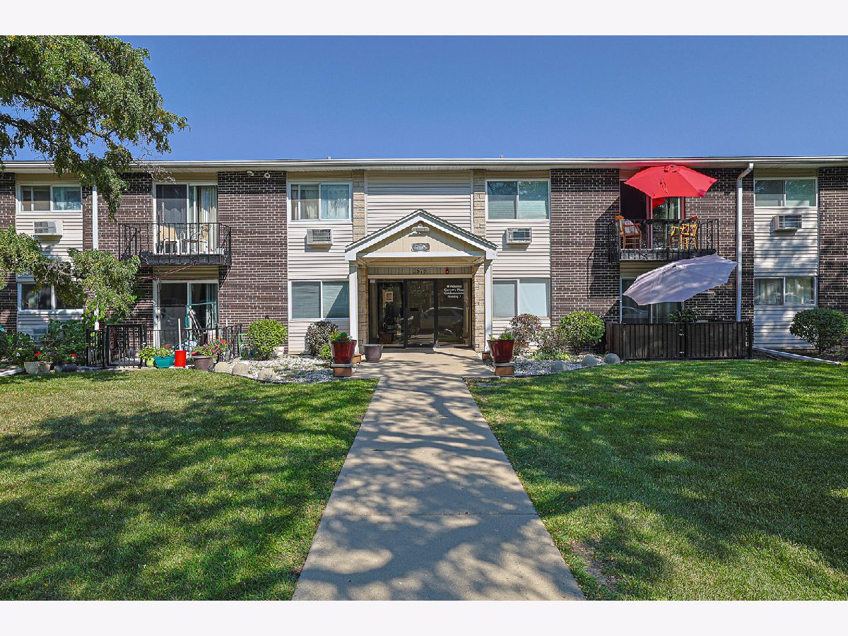  For Sale Des Plaines Illinois, 9575 Terrace Place