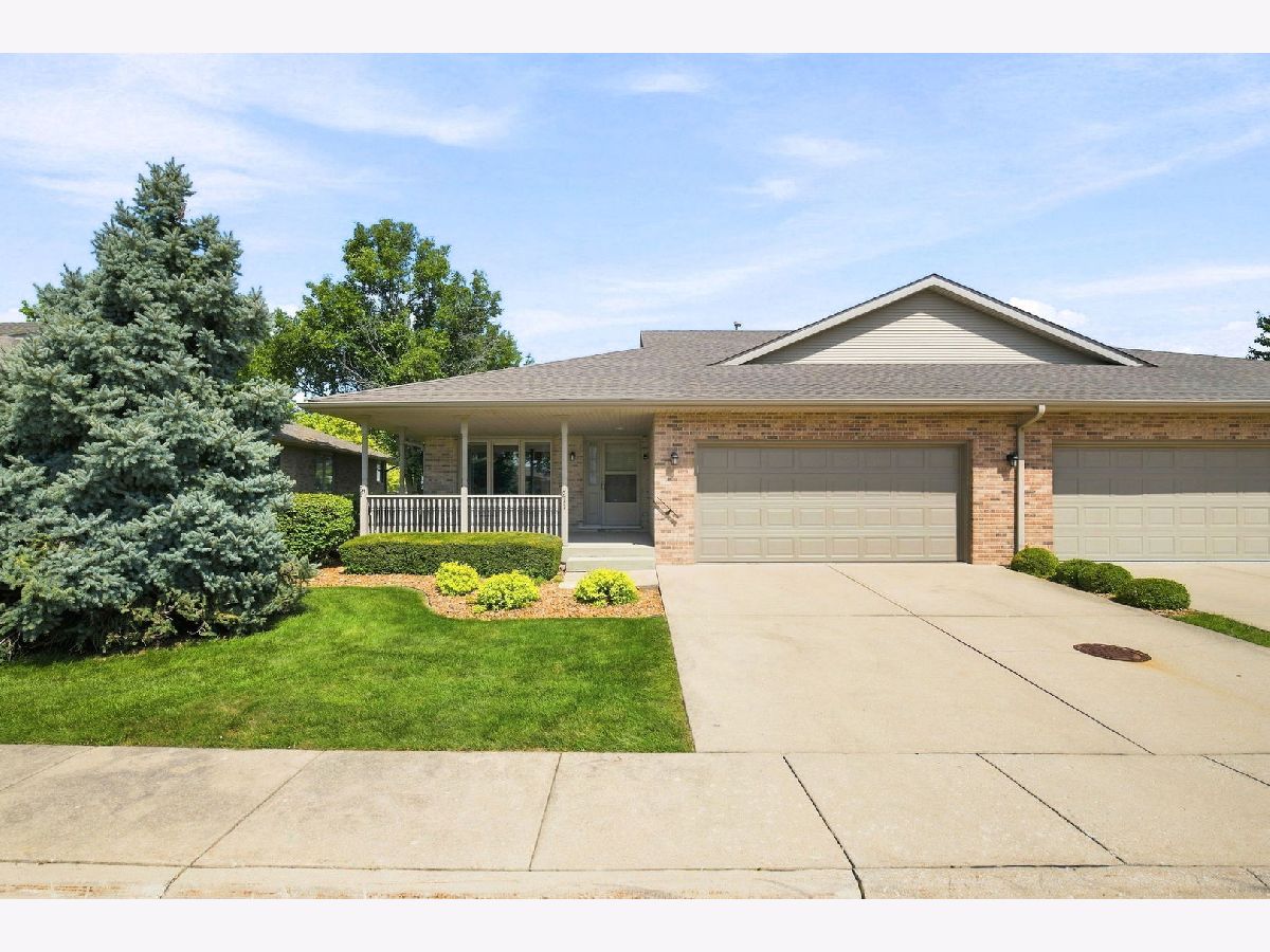  For Sale Elwood Illinois, 211 Fox Run Drive