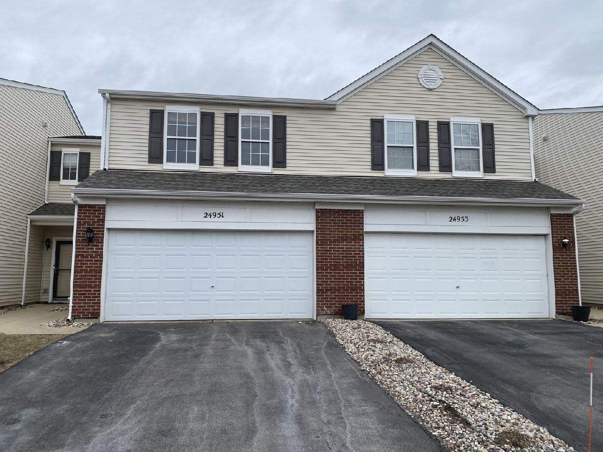  Rented Manhattan Illinois, 24951 Clare