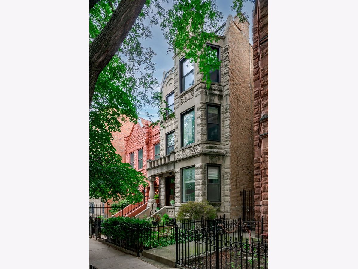  For Sale Chicago Illinois, 734 Briar Place
