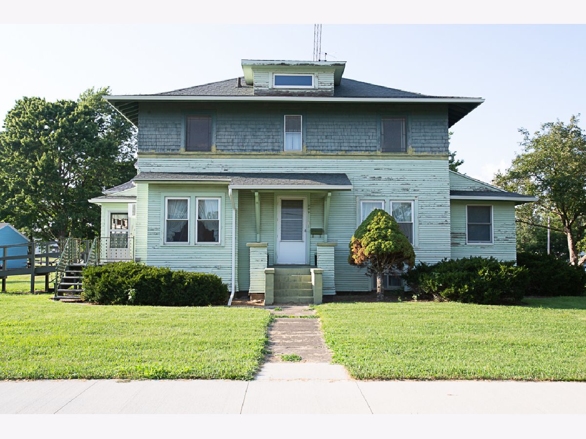 For Sale Chenoa Illinois, 309 Lincoln Street