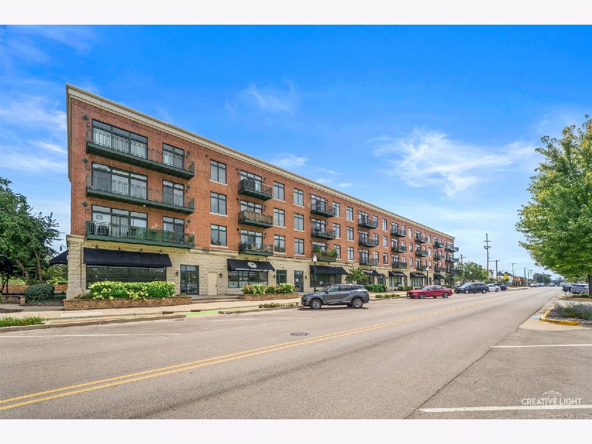 For Sale Aurora Illinois, 160 River Street