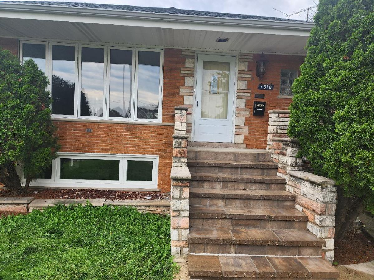  For Rent Burbank Illinois, 7810 Mayfield