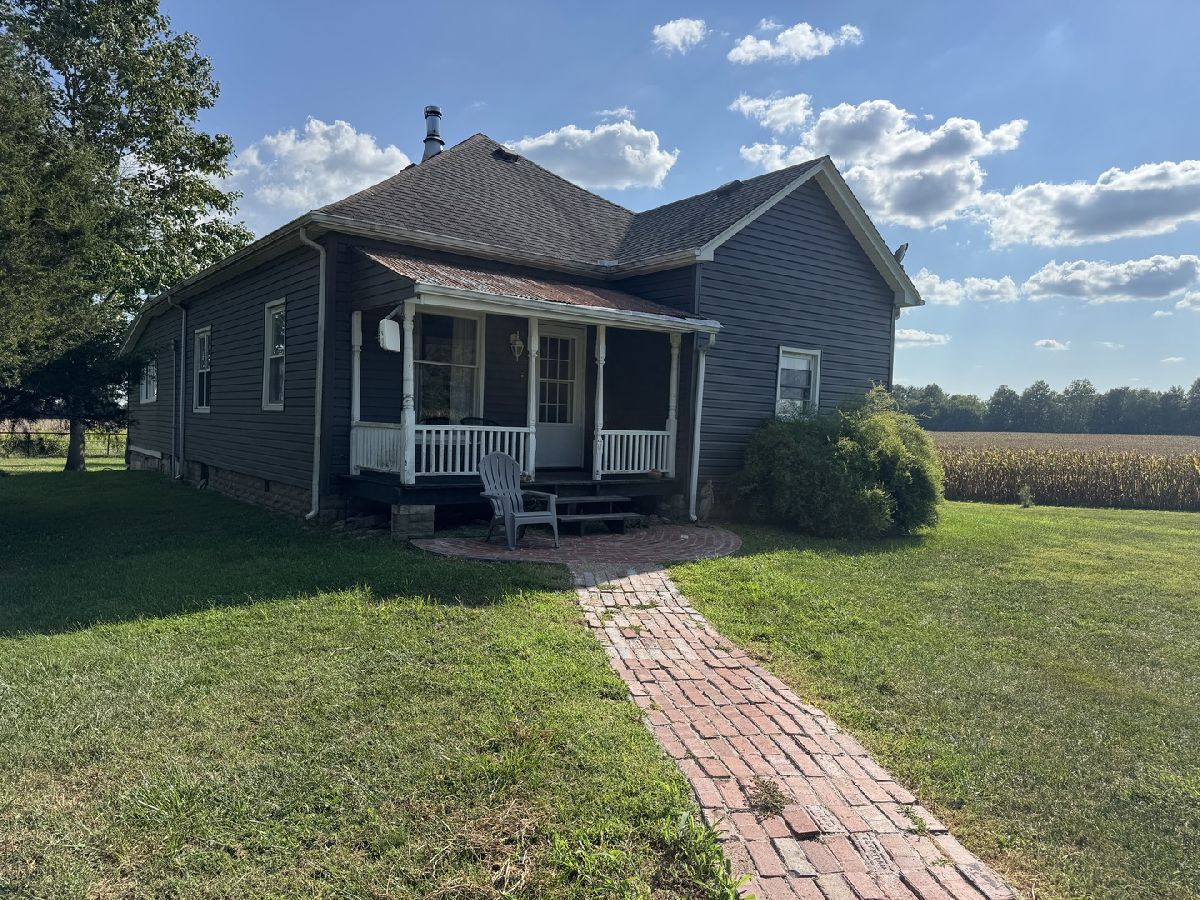  For Sale Benton Illinois, 14496 Summers Road