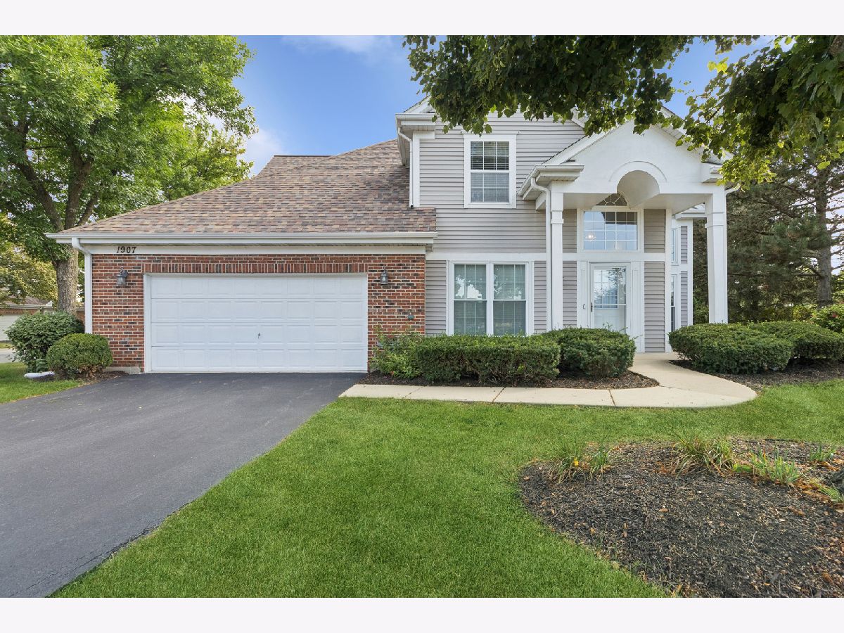  For Sale Arlington Heights Illinois, 1907 Silver Lake Road