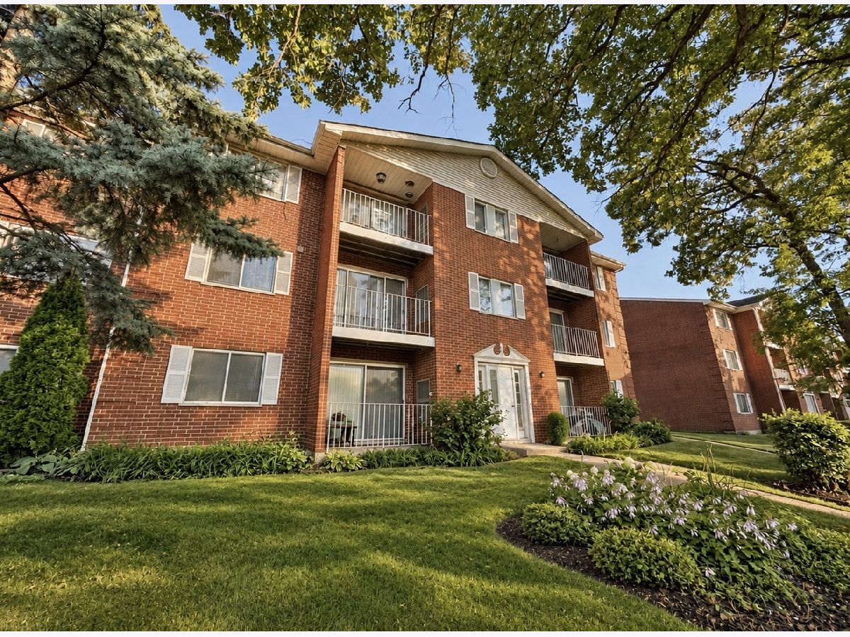  For Rent Des Plaines Illinois, 381 Oak Trails