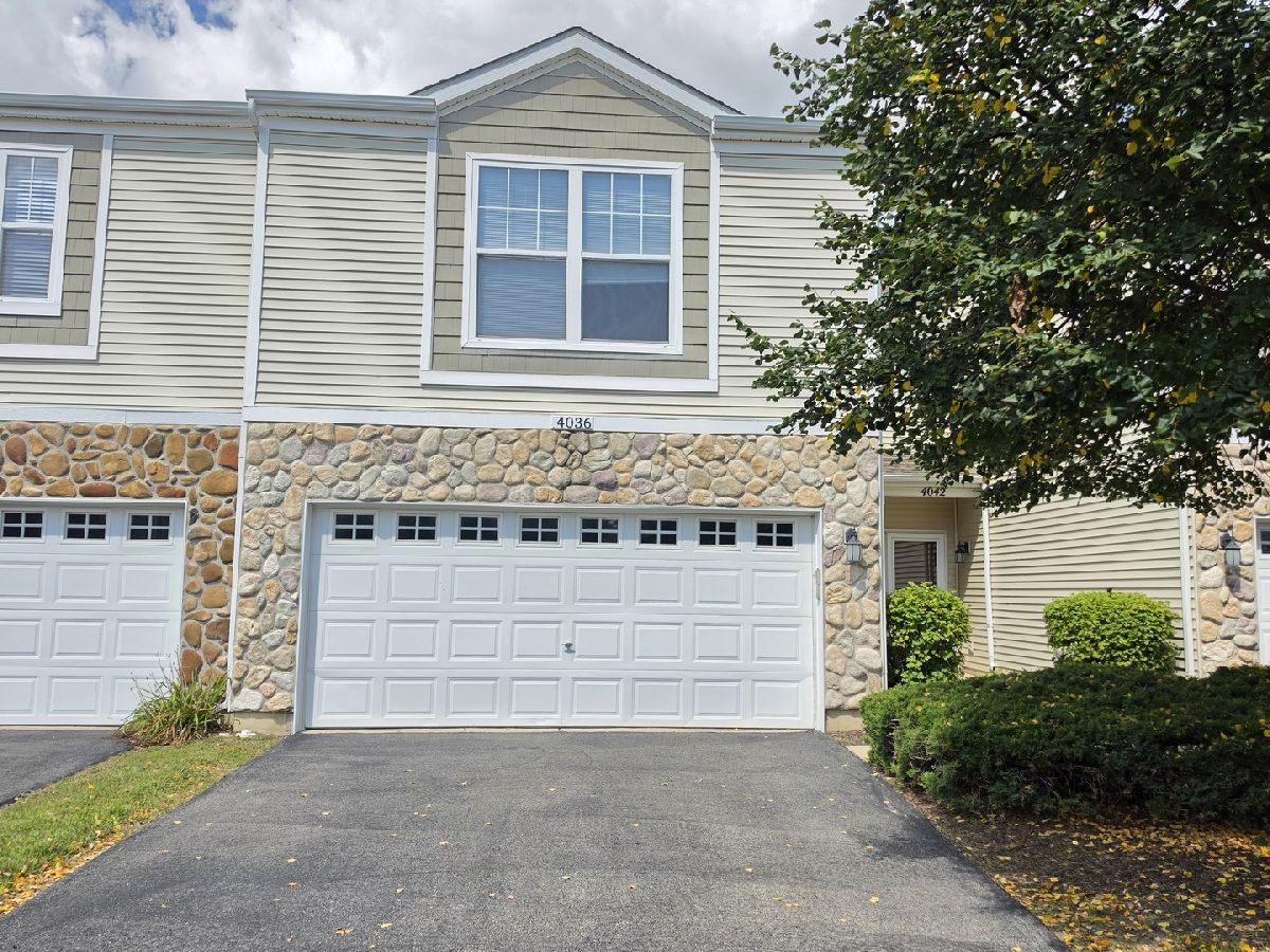 Townhomes & Condos Rented Blackstone Aurora Illinois, 4036 Boulder