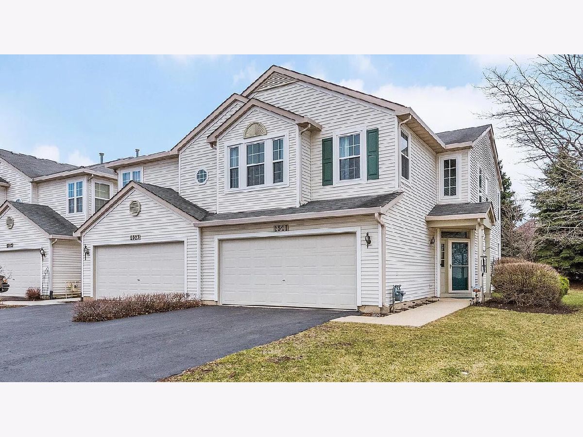 Sold Aurora Illinois, 2521 Looking Glass