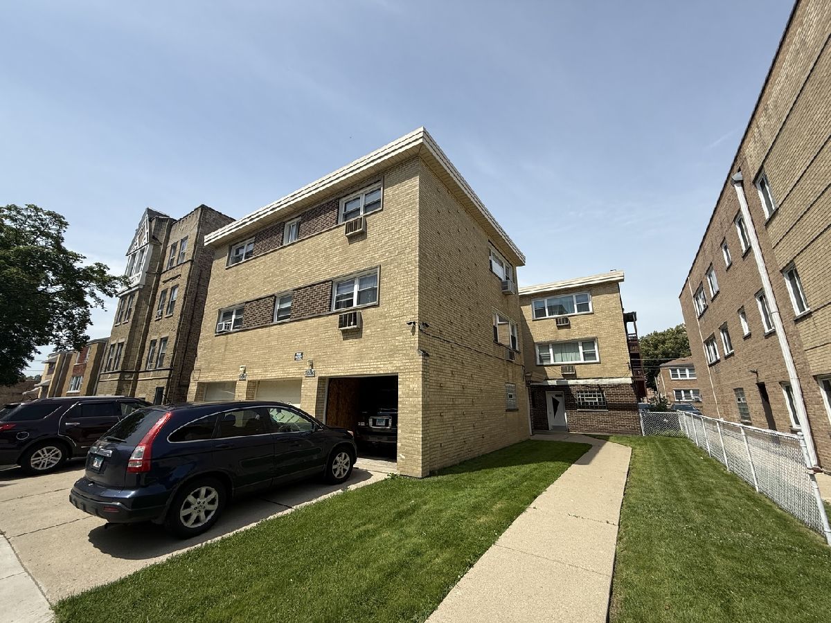  For Sale Skokie Illinois, 8030 Knox Avenue