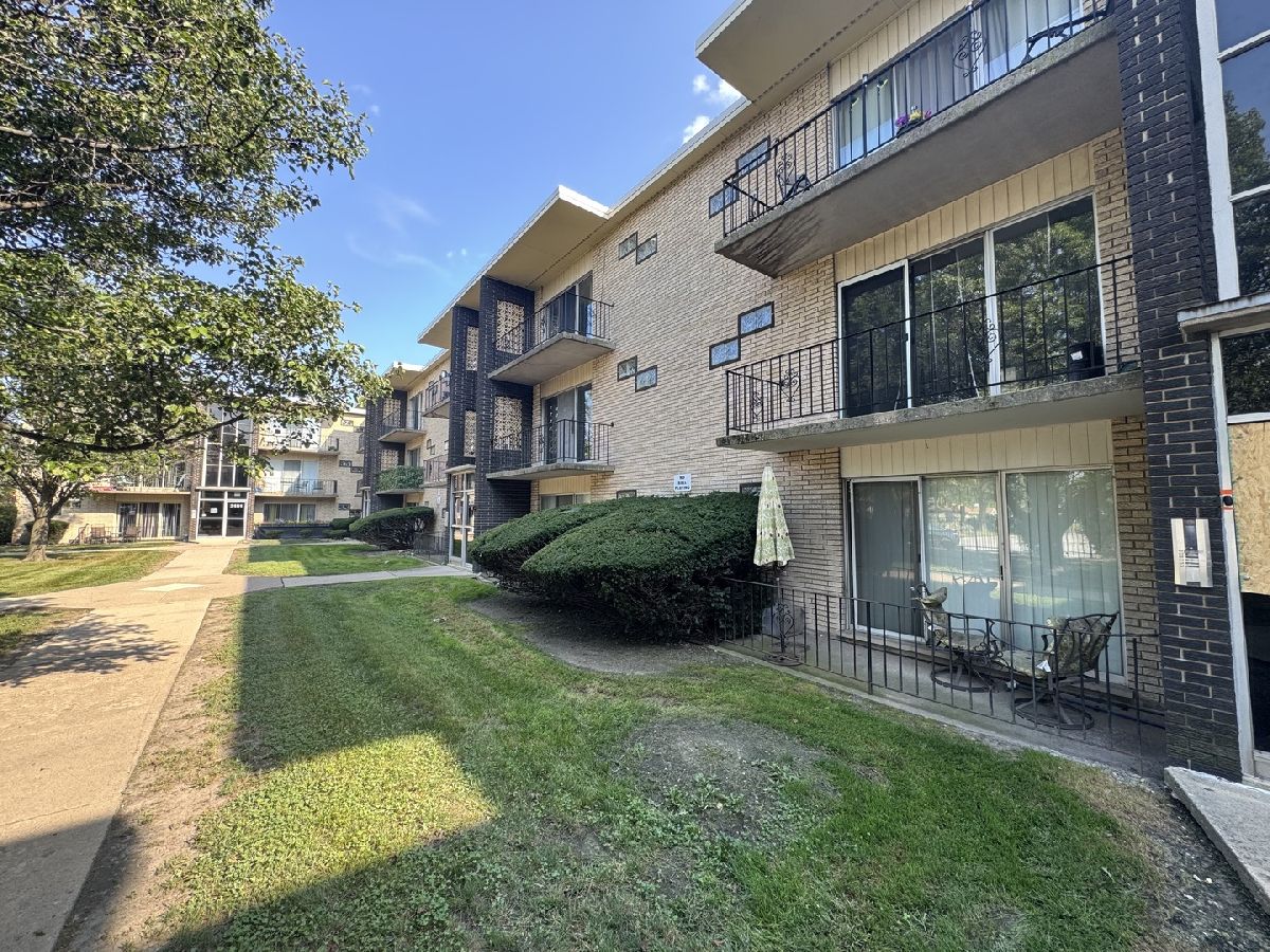  Rented Lansing Illinois, 3133 Bernice