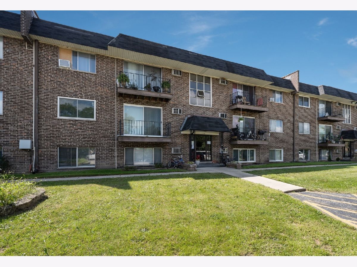  For Sale Addison Illinois, 215 Hale Street