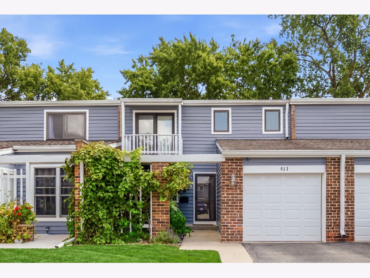Townhomes For Sale Harmony Village Wheeling Illinois, 411 Hickory Drive
