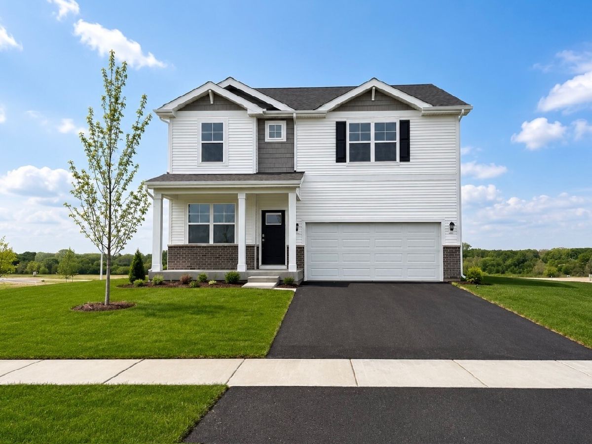Homes For Sale Marquis Pointe Montgomery Illinois, 999 Sapphire Lane