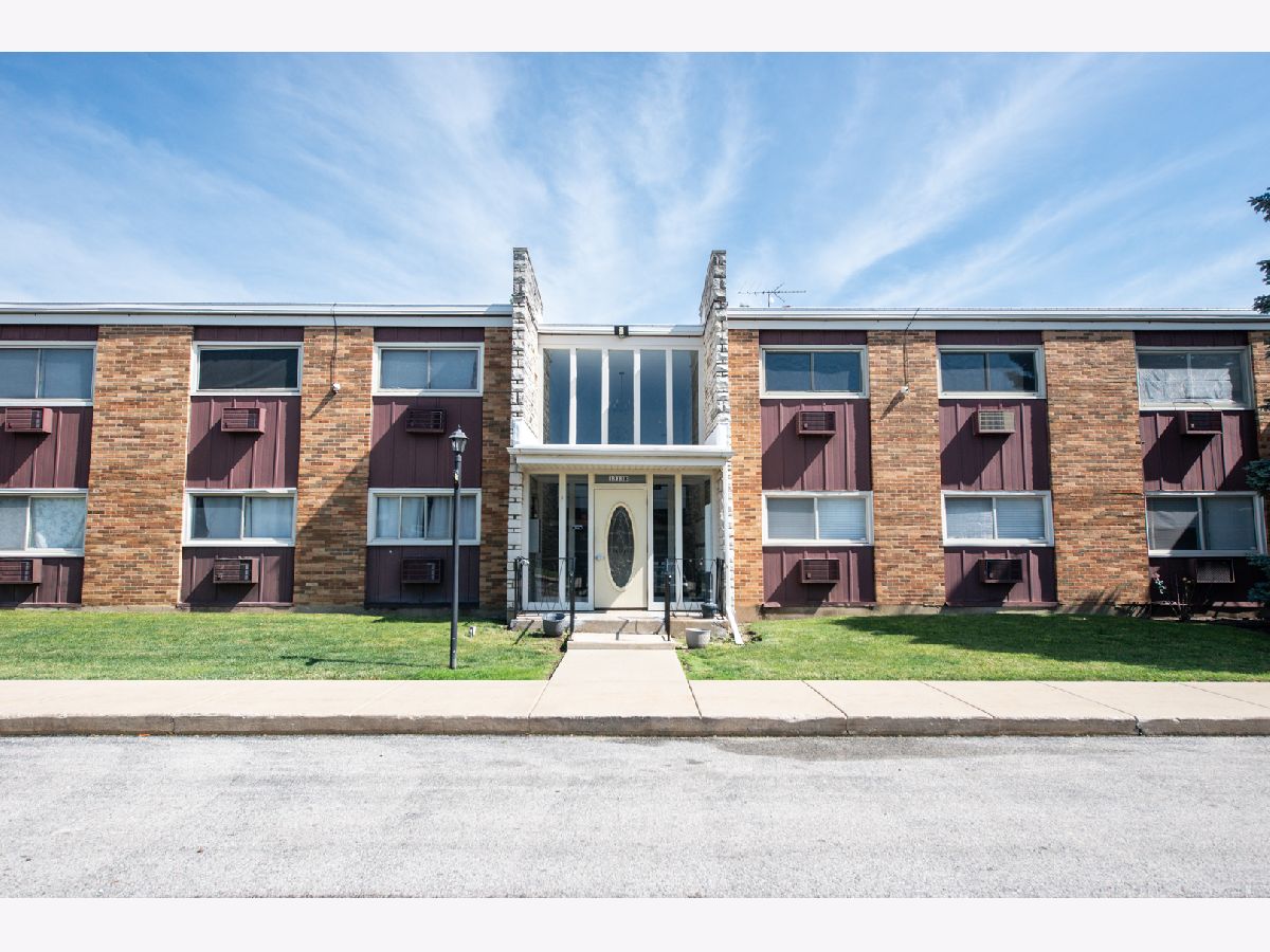  For Sale Lombard Illinois, 1313B Rebecca Road