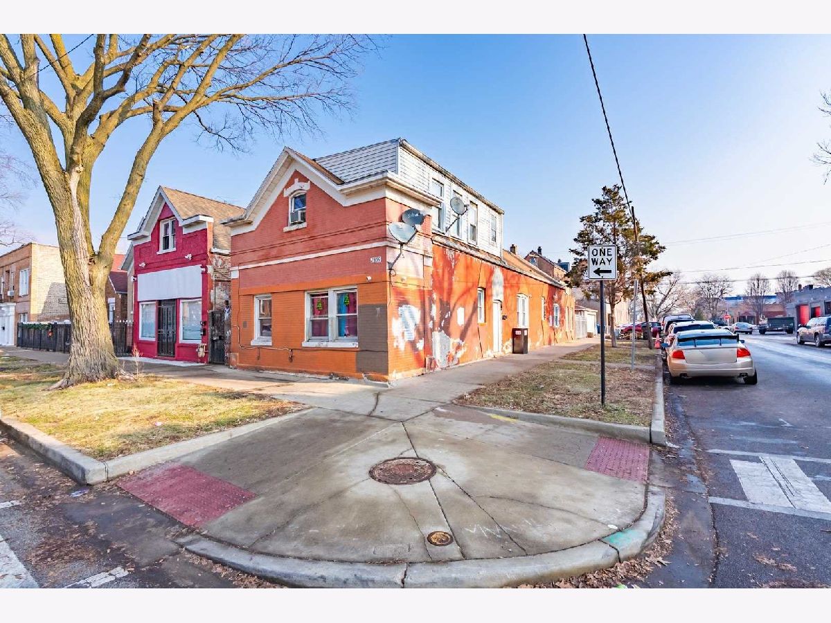  For Sale Chicago Illinois, 2859 Homan Avenue