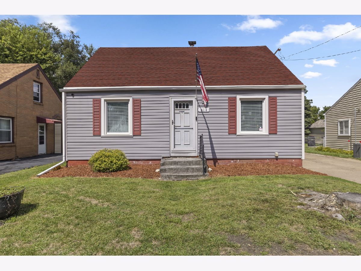  For Sale Loves Park Illinois, 614 Frances Avenue