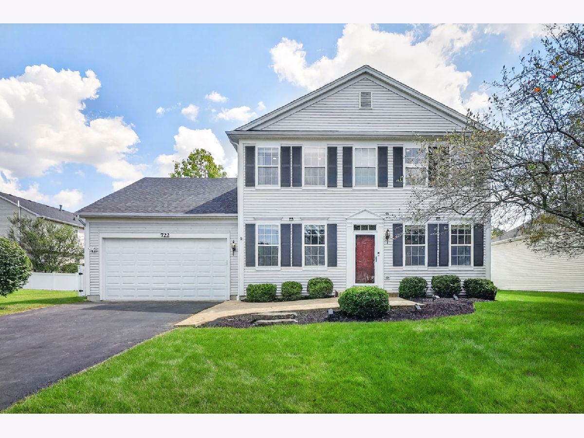  For Sale Bolingbrook Illinois, 722 Metropolitan Avenue