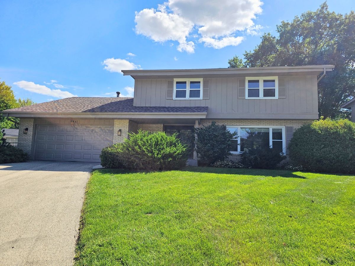  Sold Rockford Illinois, 5841 Hoylake