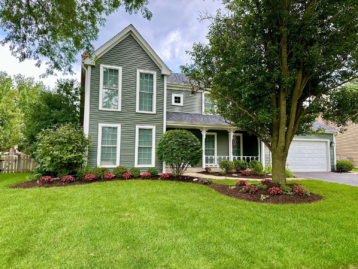 Homes For Sale Stonehedge Wheaton Illinois, 2031 Burnham Place