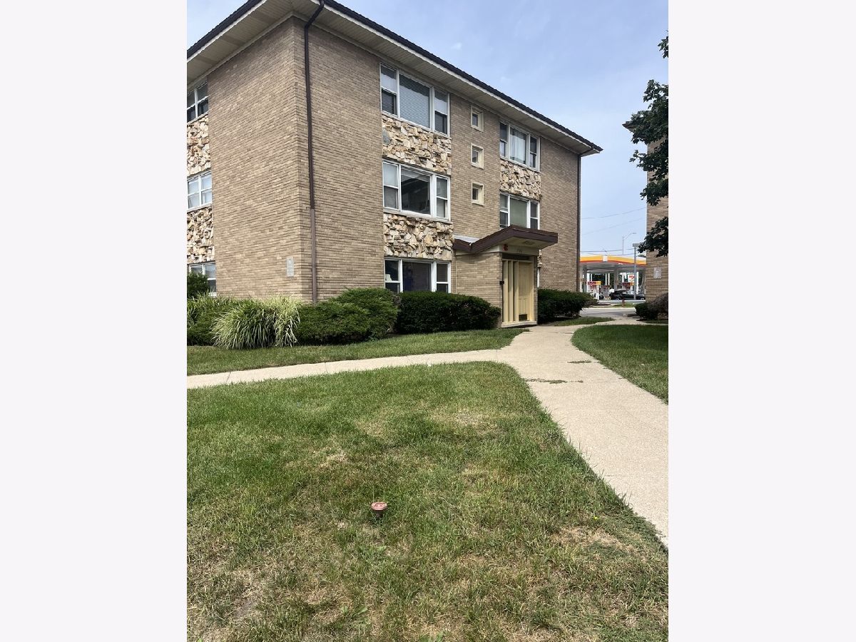  For Rent Merrionette Park Illinois, 3182 Meadow
