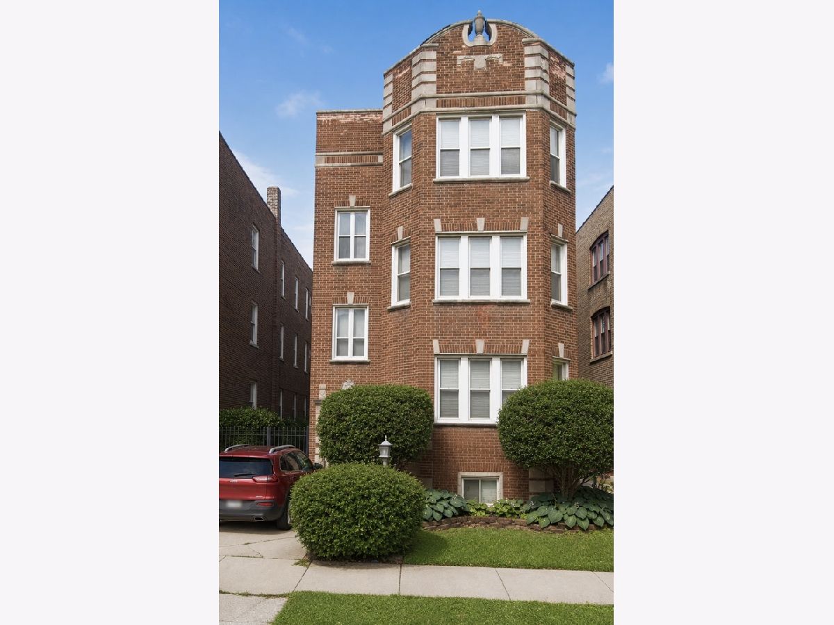 For Sale Chicago Illinois, 8828 Dante Avenue