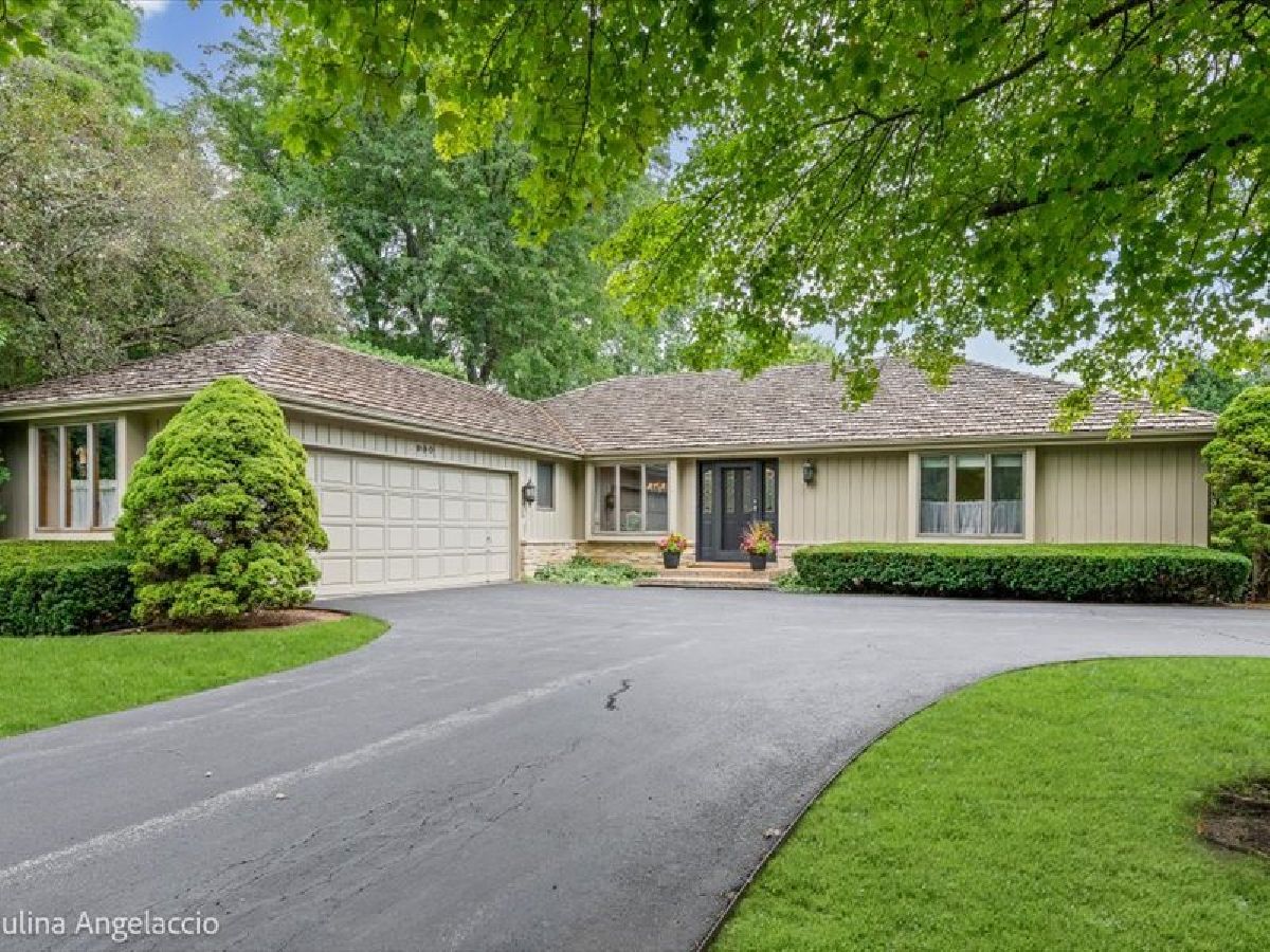  For Sale Libertyville Illinois, 990 Burridge Court