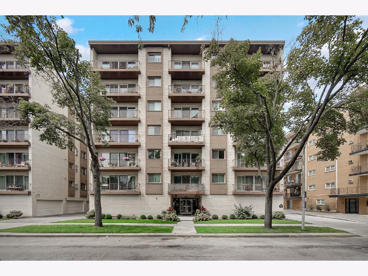  For Sale Forest Park Illinois, 235 Marengo Avenue