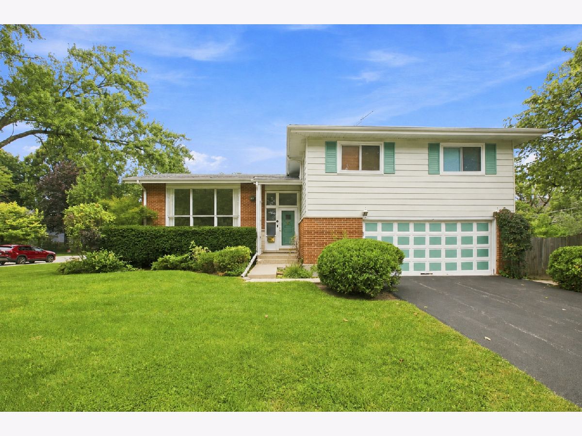  For Sale Deerfield Illinois, 1103 Kenton Road