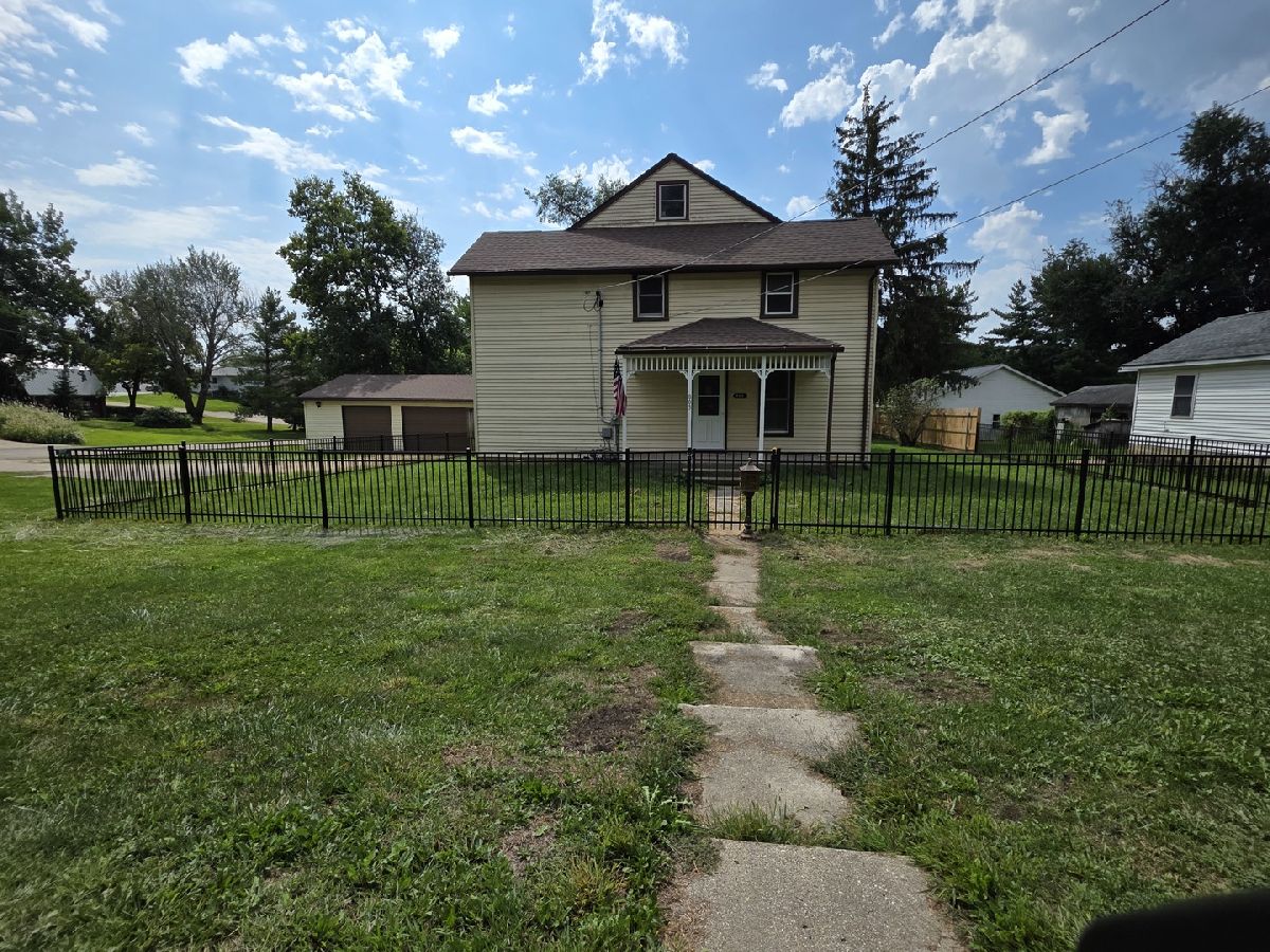  For Sale Oregon Illinois, 803 Monroe Street
