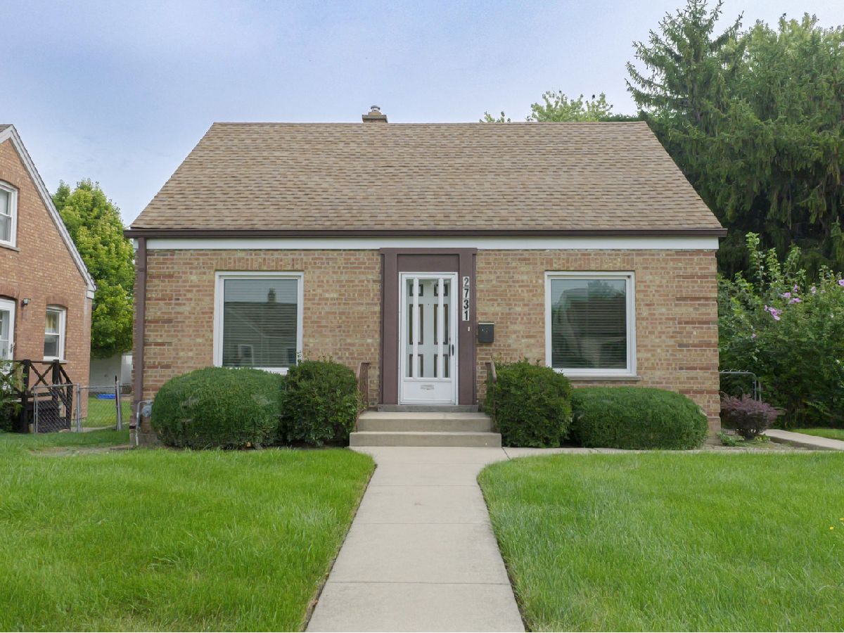  For Sale Franklin Park Illinois, 2731 Elder Lane