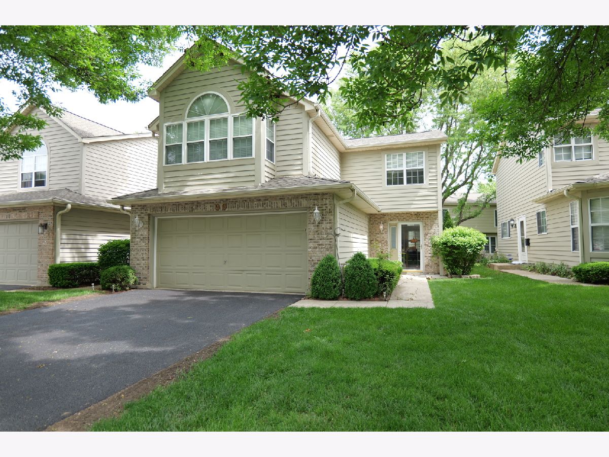  For Sale Naperville Illinois, 99 Townsend Circle